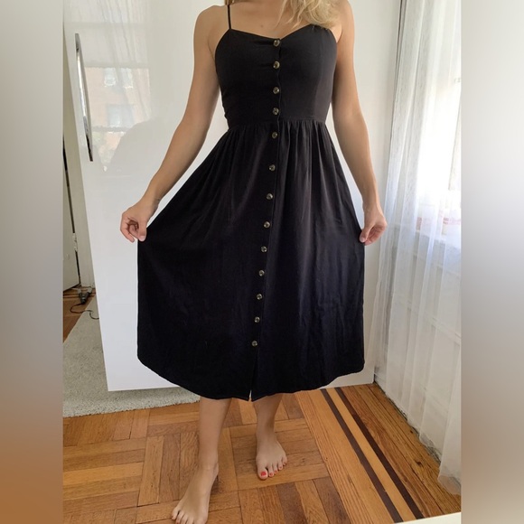 Black button through midi dress - Picture 4 of 14